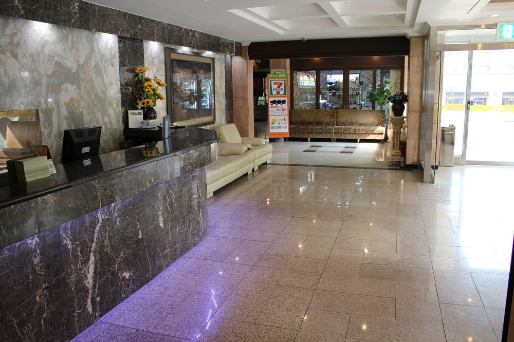 Insadong Crown Hotel Szöul Kültér fotó