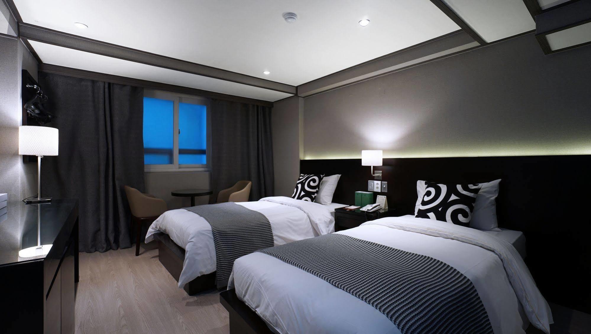 Insadong Crown Hotel Szöul Kültér fotó