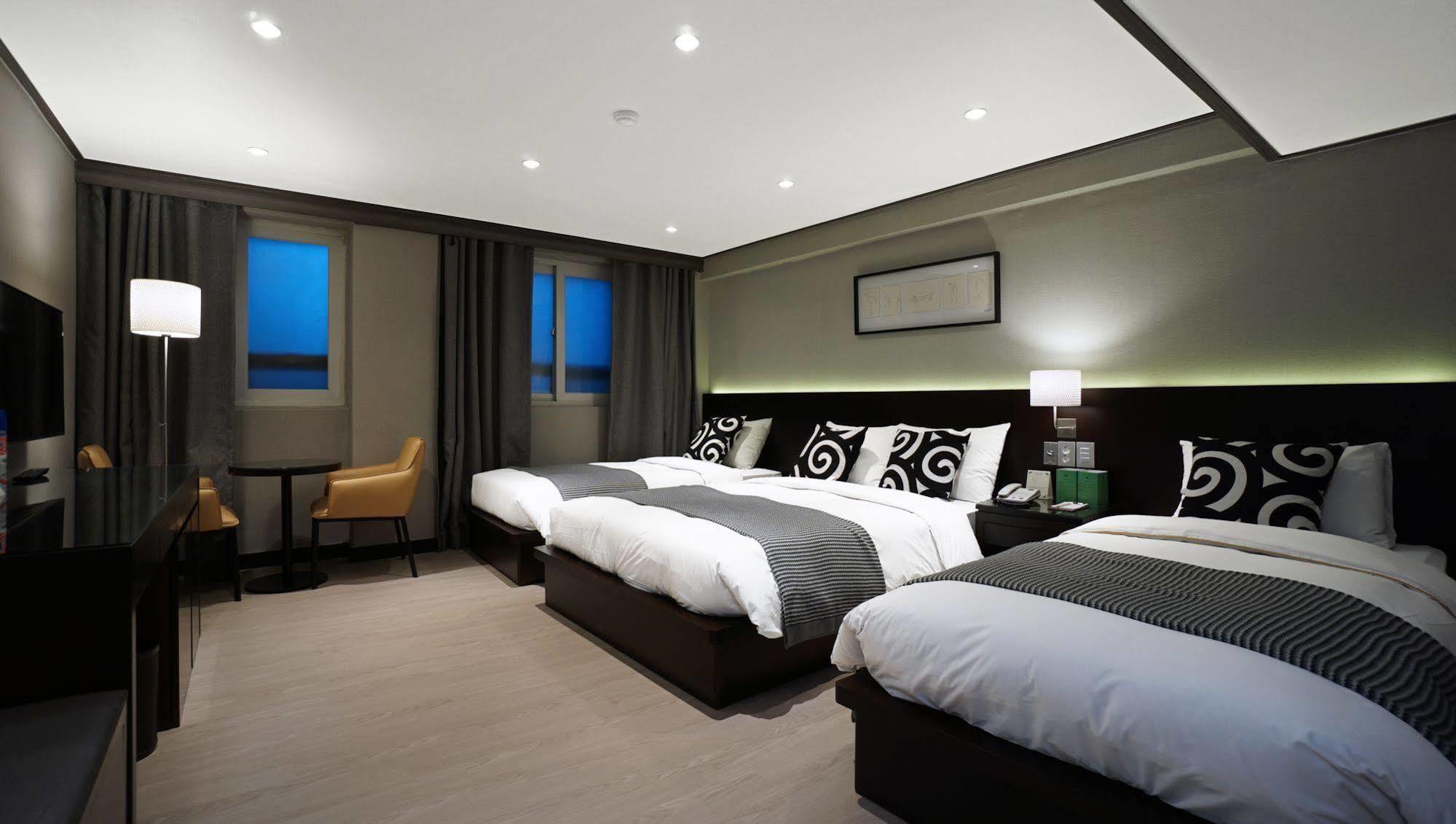 Insadong Crown Hotel Szöul Kültér fotó